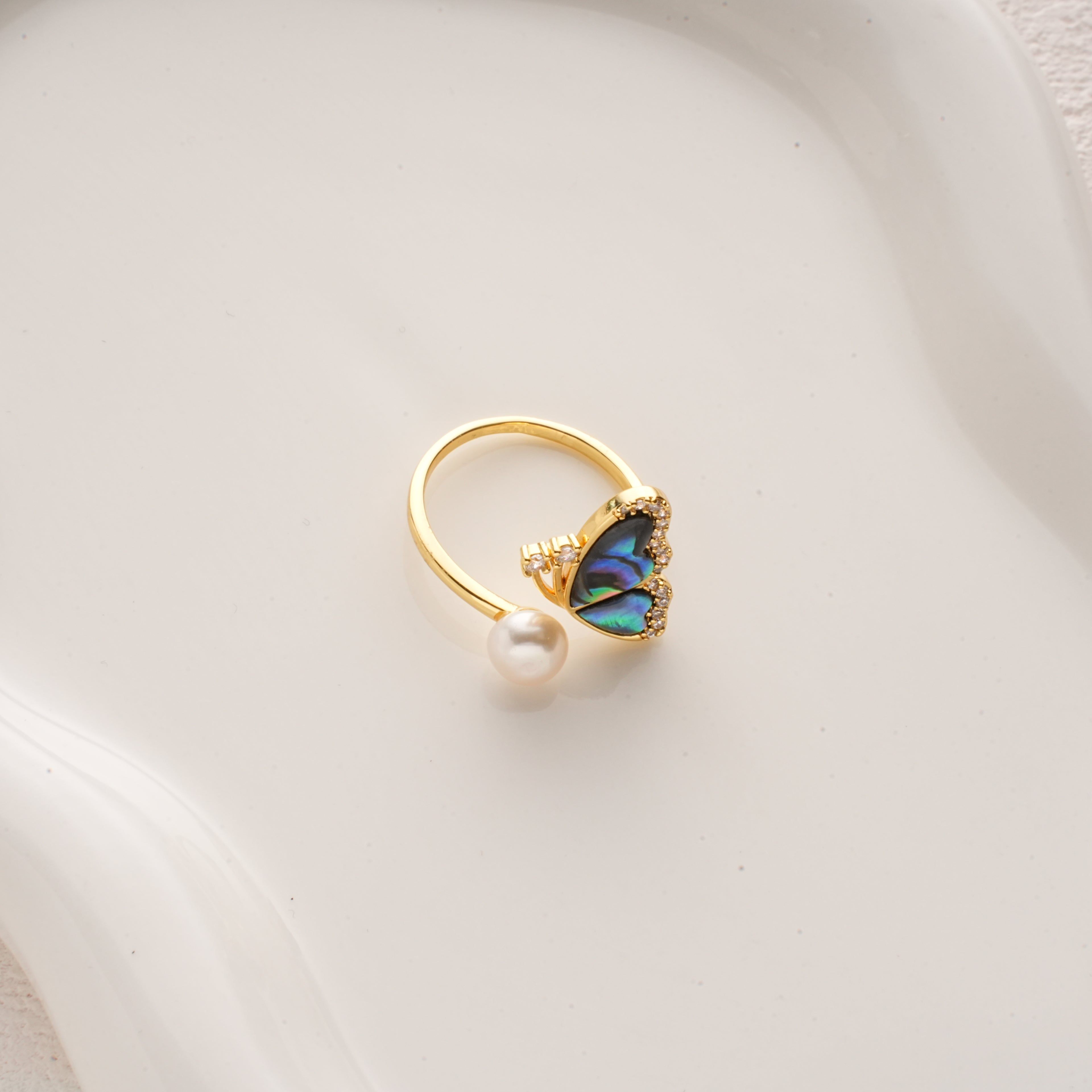 Green Butterfly Pearl Ring