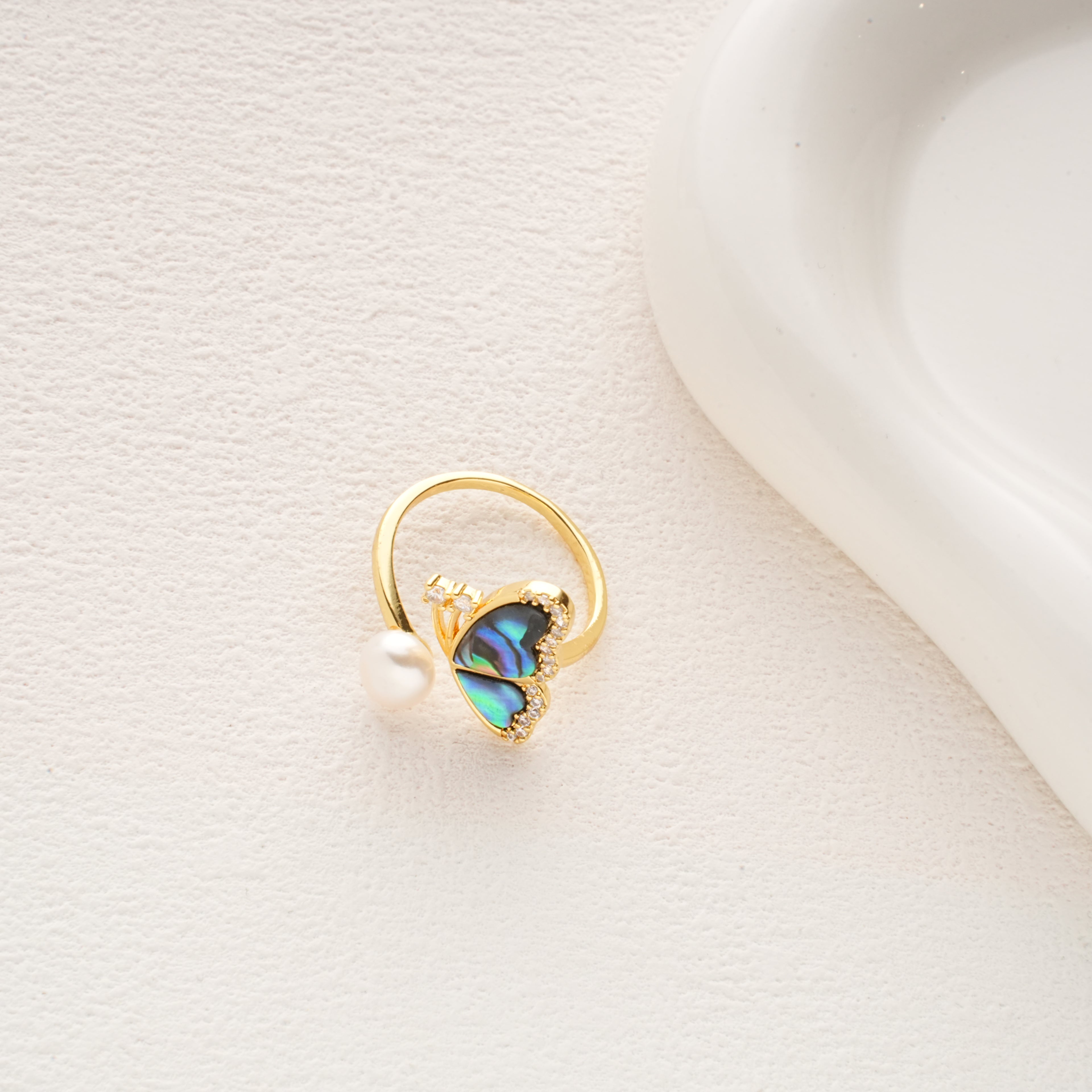Green Butterfly Pearl Ring
