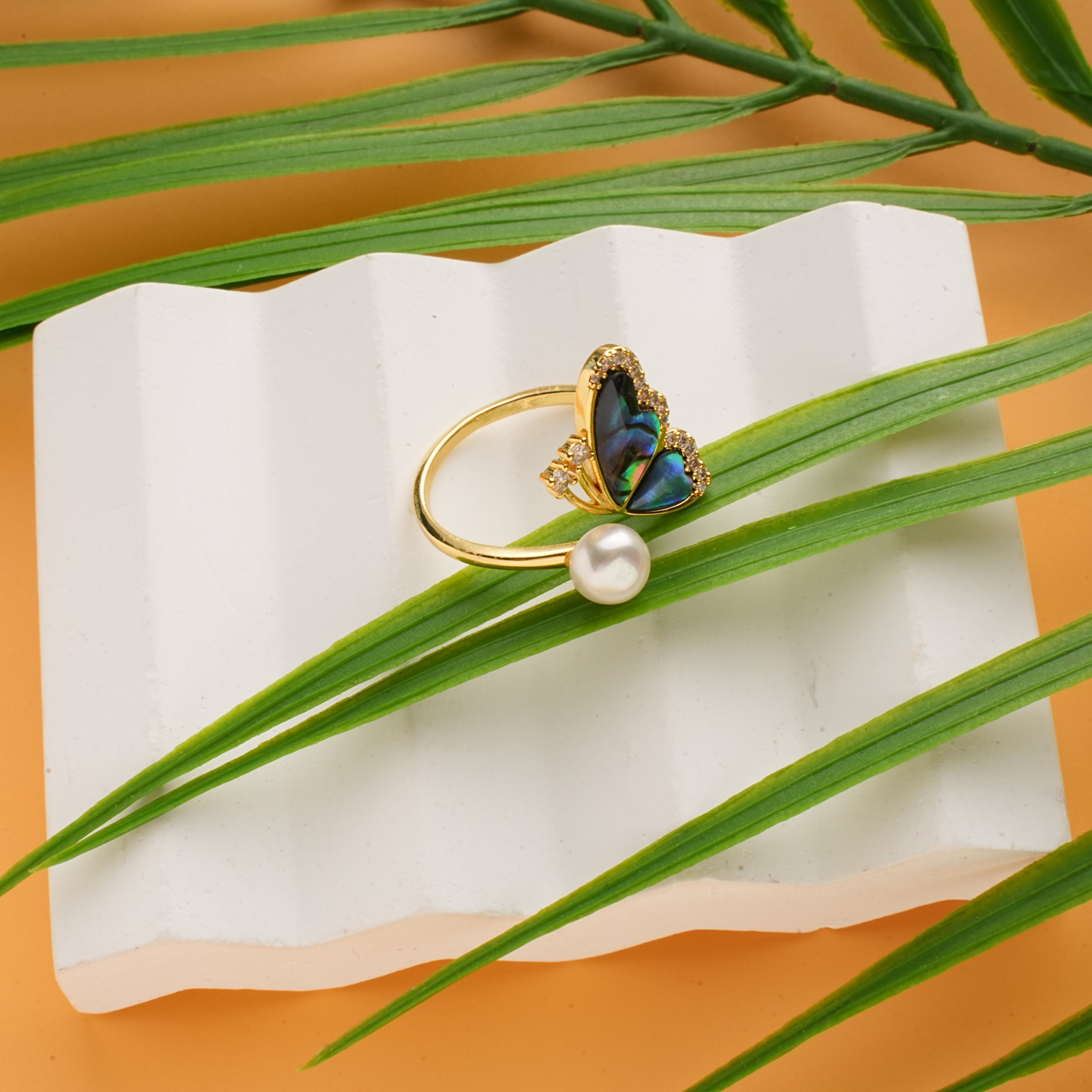 Green Butterfly Pearl Ring