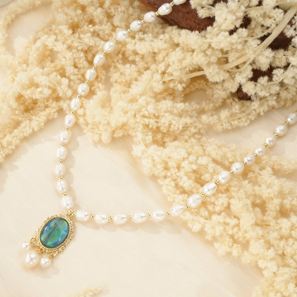 Ocean Glow Pearl Pendant Necklace