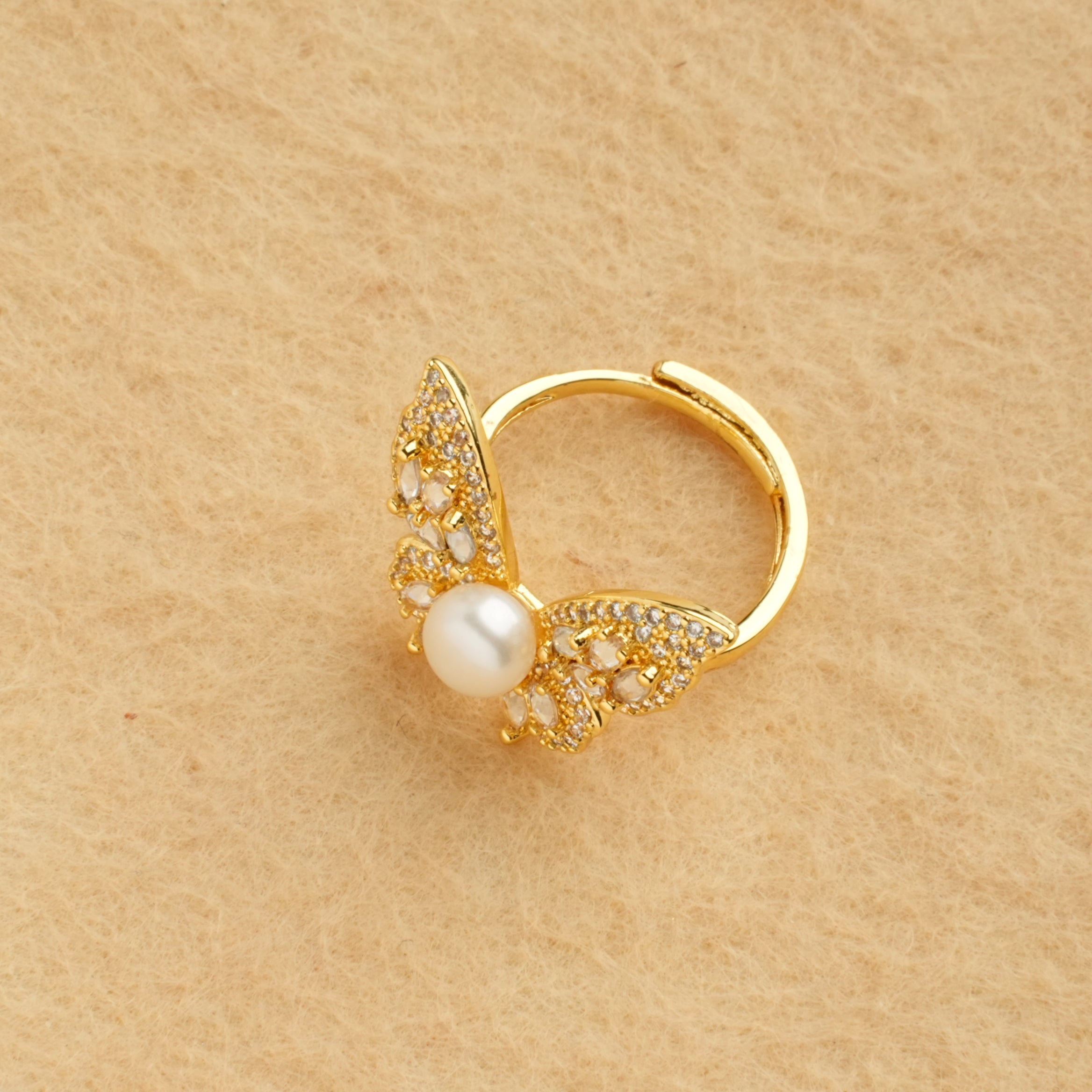 Freshwater Pearl &amp; Butterfly Zircon Ring
