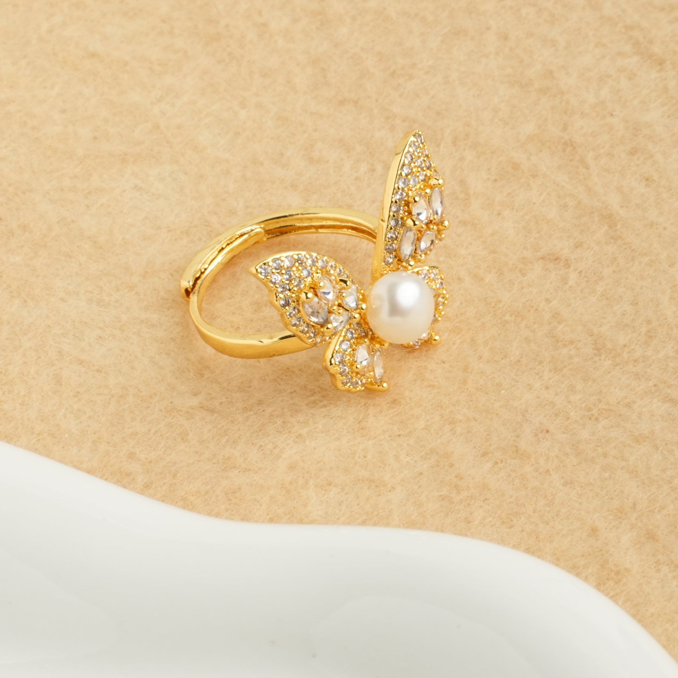 Freshwater Pearl &amp; Butterfly Zircon Ring