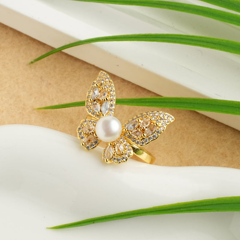 Freshwater Pearl &amp; Butterfly Zircon Ring