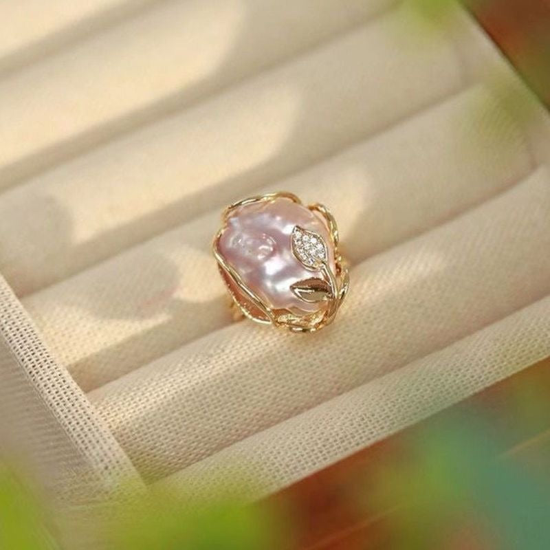 Natural Baroque Pearl Leaf Ring